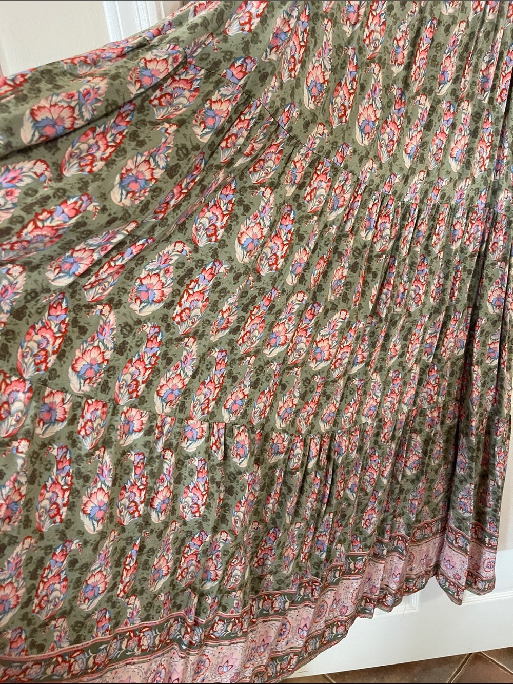NATURAL LIFE Elizabeth Olive Green Maxi Dress with Pink Floral Print - Picture 5 of 8